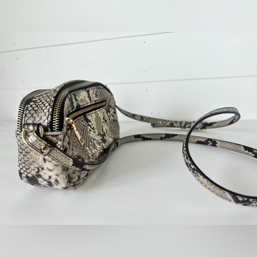 Steve Madden | Snakeskin Crossbody The Sister Studio Colab - Picture 2 of 8